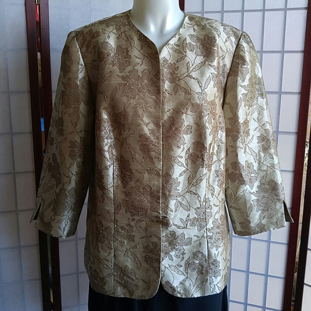 Jacket - Picture 2 of 9